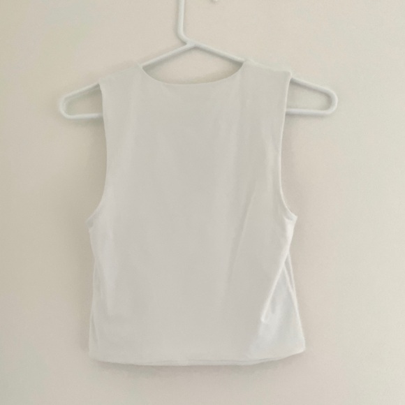Aritzia Babaton Contour Muscle Tank - Picture 3 of 4